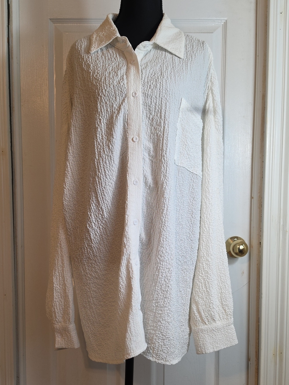 PrettyLittleThing Textured White Blouse